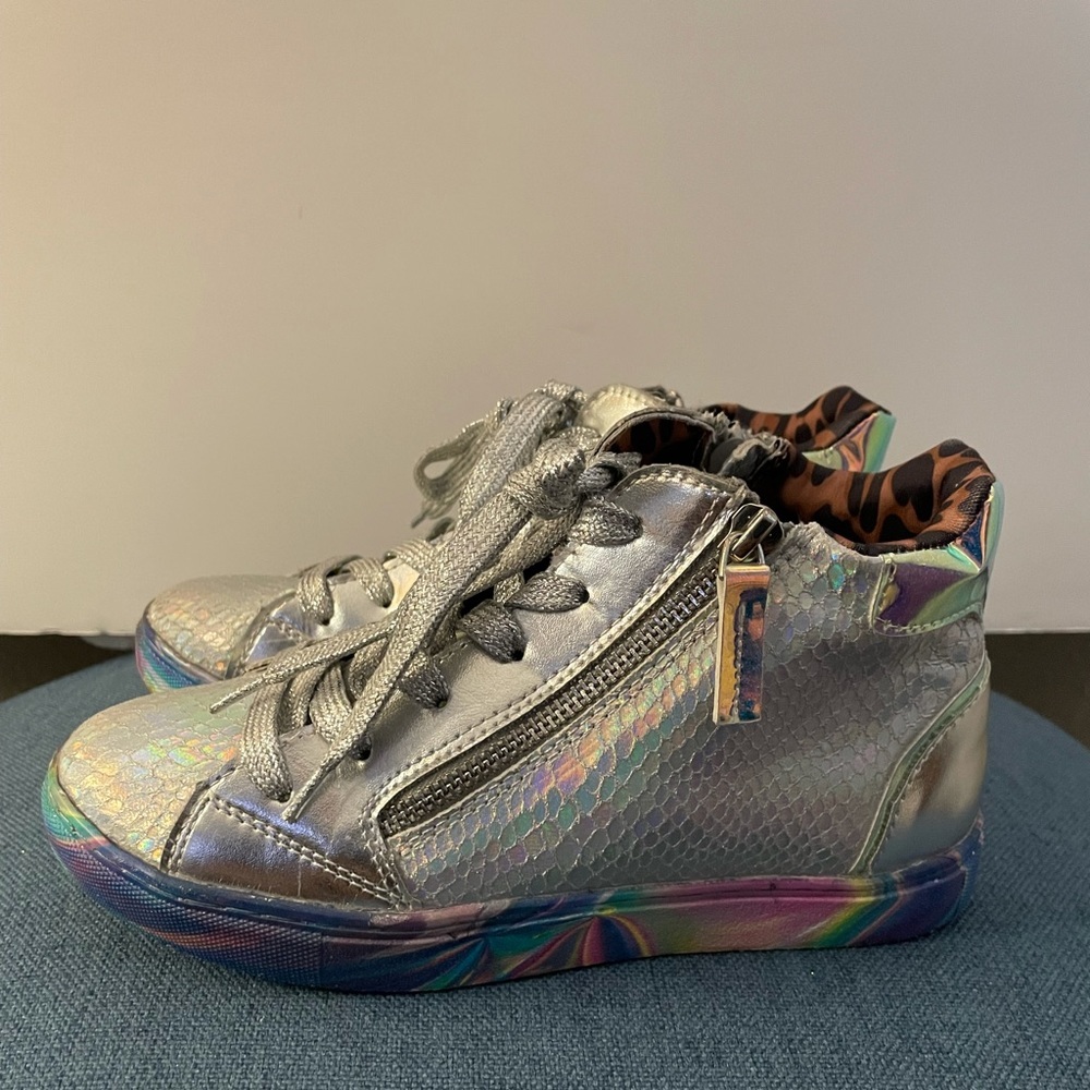 STEVE MADDEN High Top Sneakers Girl size 4
